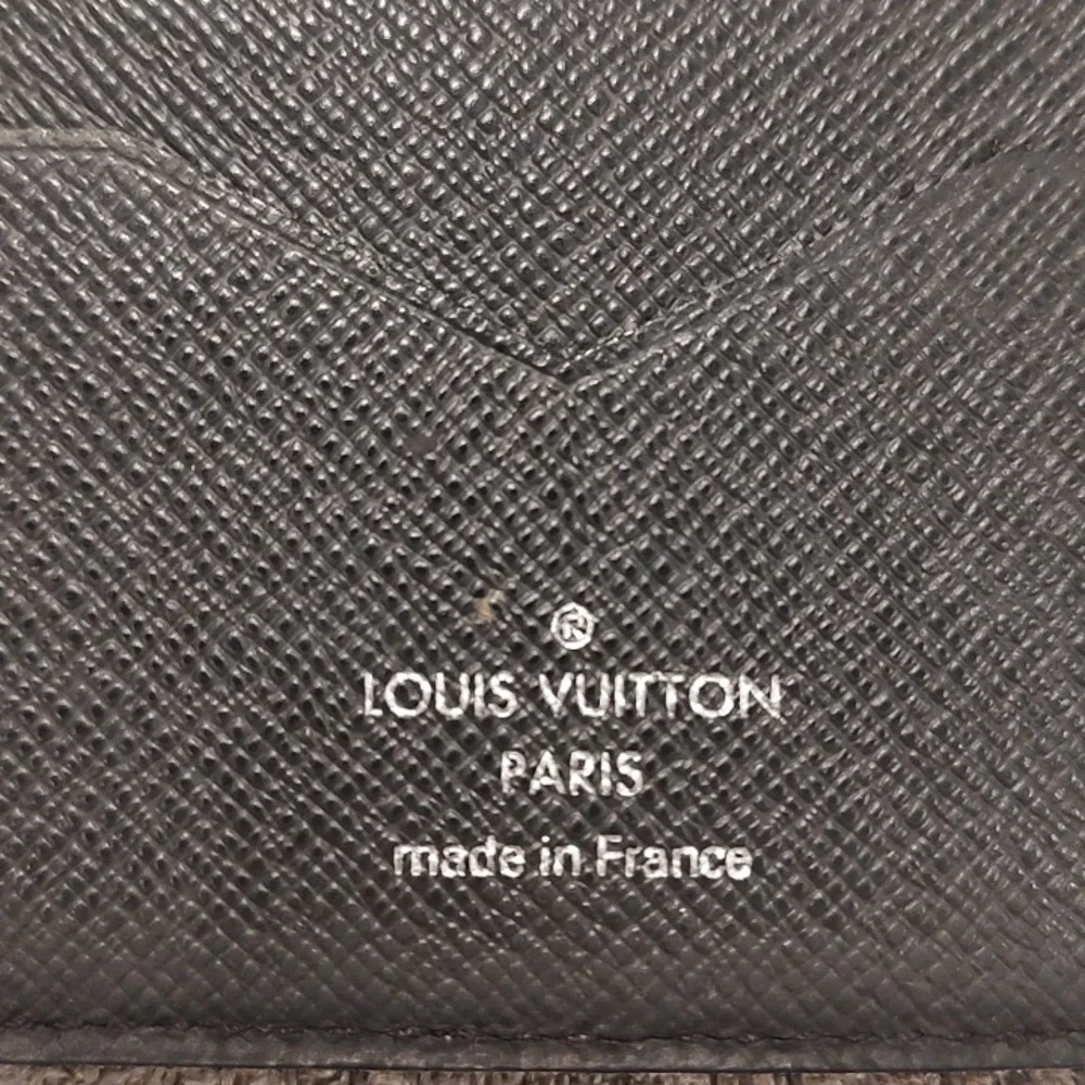 Louis Vuitton Wallet/Money Clip Black Bifold Used *CoA Included